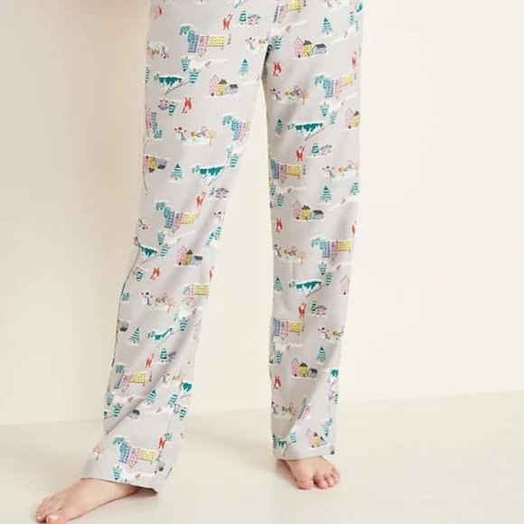 Old Navy Patterned Flannel Plus-Size Pajama Pants - Picture 2 of 3